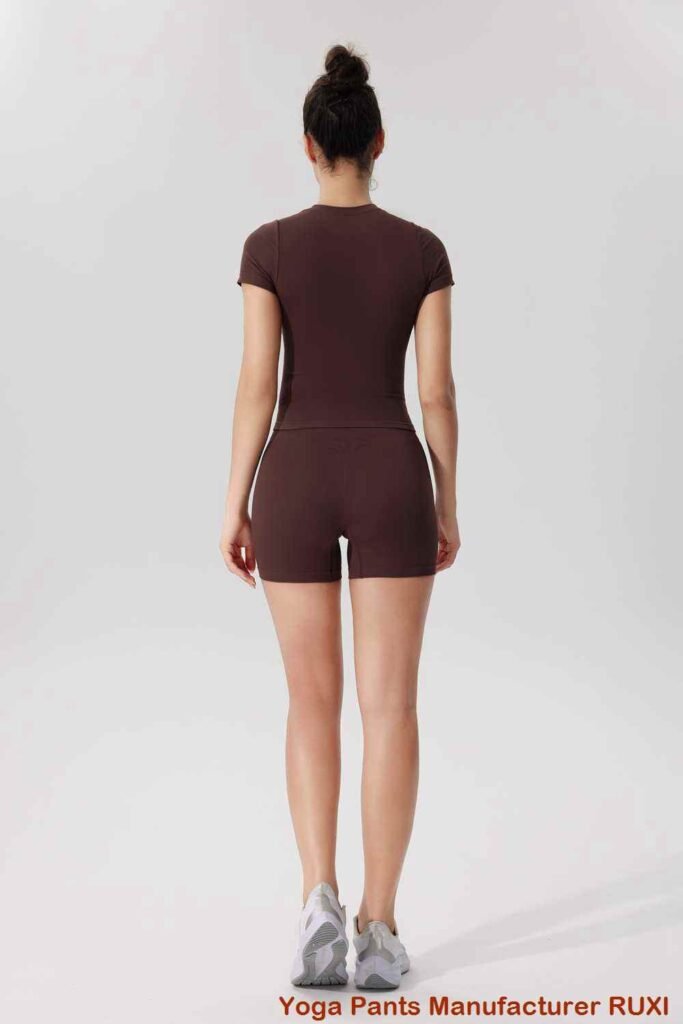 Treenipuserot tukevat suurta rintaa Ruxi fi621