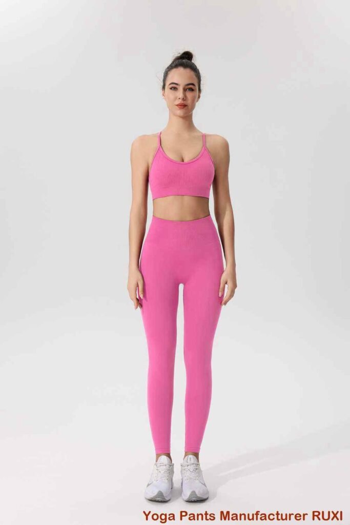 ComfortFit leveälahkeiset joogahousut naisille Ruxi fi06